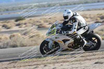 media/Dec-07-2025-CVMA (Sun) [[3e7d2de5dc]]/Race 15-Amateur Formula Open/